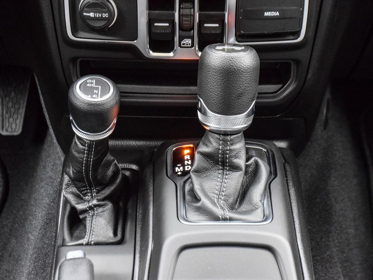 2025 Jeep Wrangler SAHARA 4DR 4X4 Photo