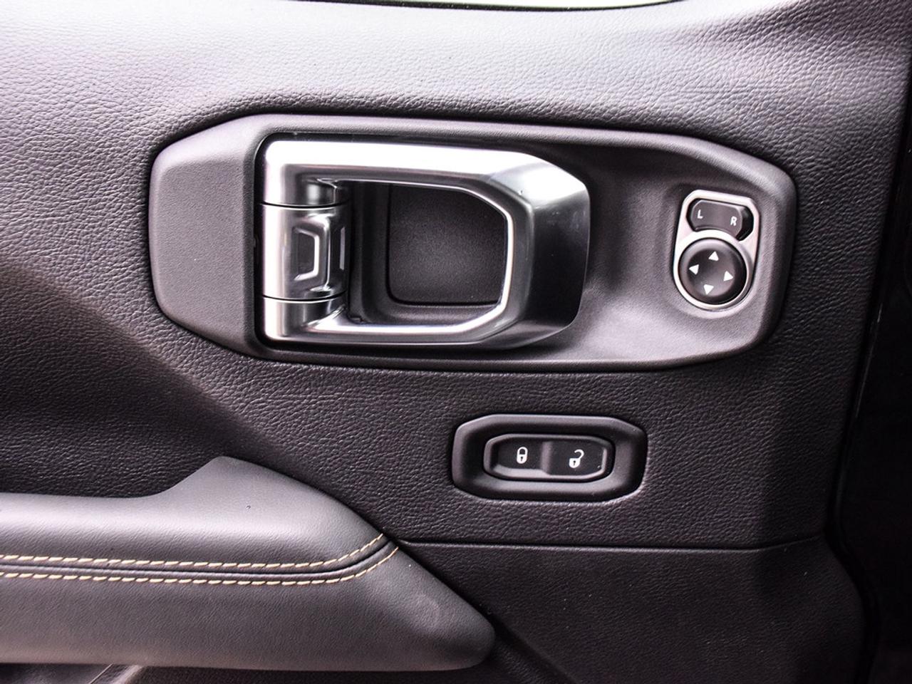 2025 Jeep Wrangler SAHARA 4DR 4X4 Photo