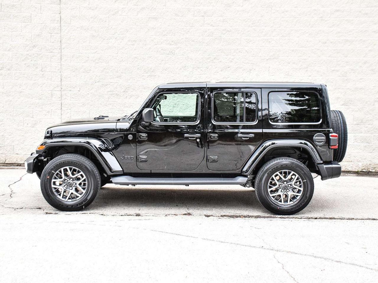 2025 Jeep Wrangler SAHARA 4DR 4X4 Photo2