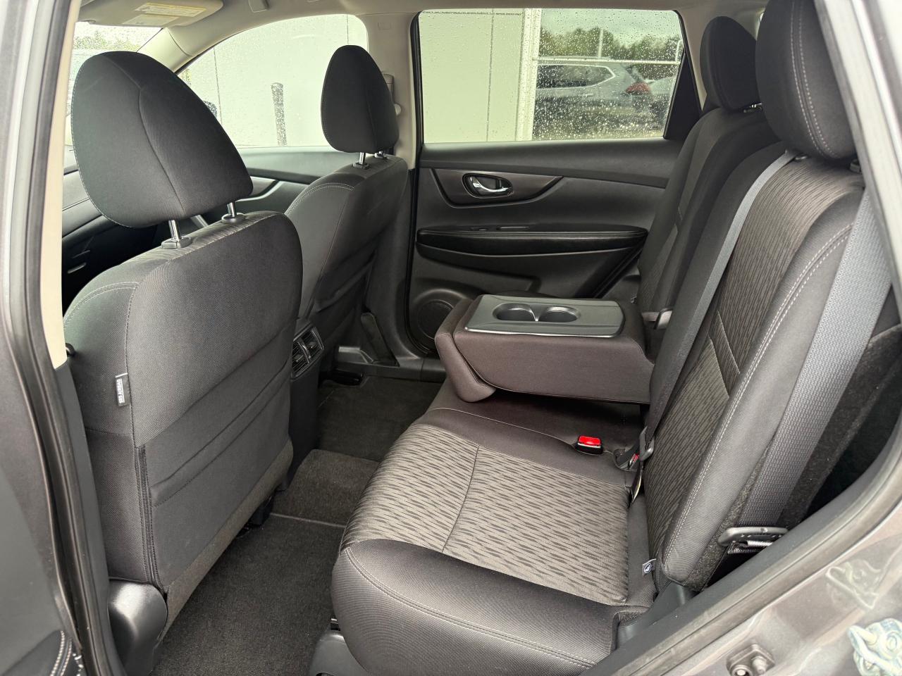 2019 Nissan Rogue SV (CVT) 4dr All-Wheel Drive Photo