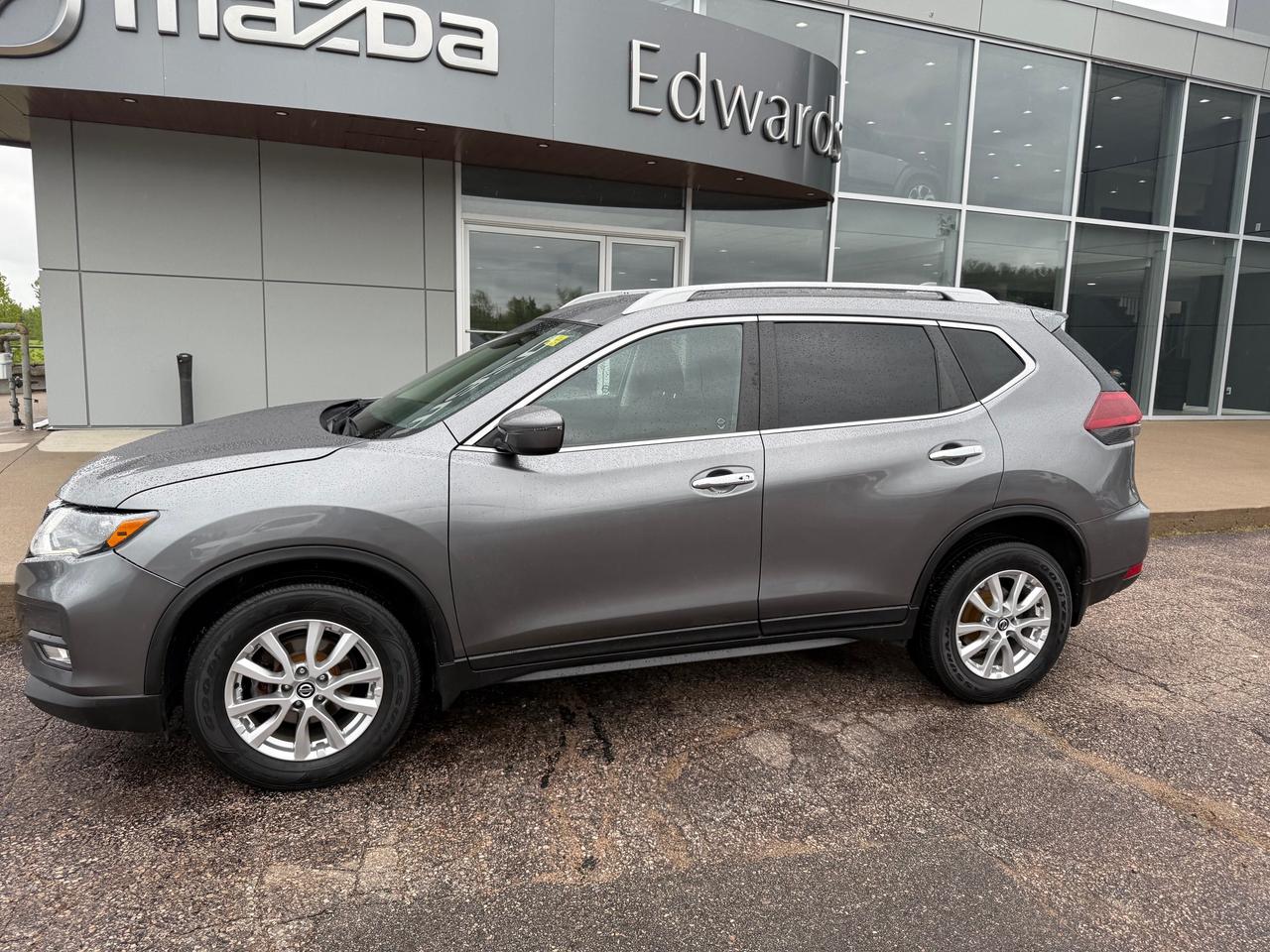 2019 Nissan Rogue SV (CVT) 4dr All-Wheel Drive Photo