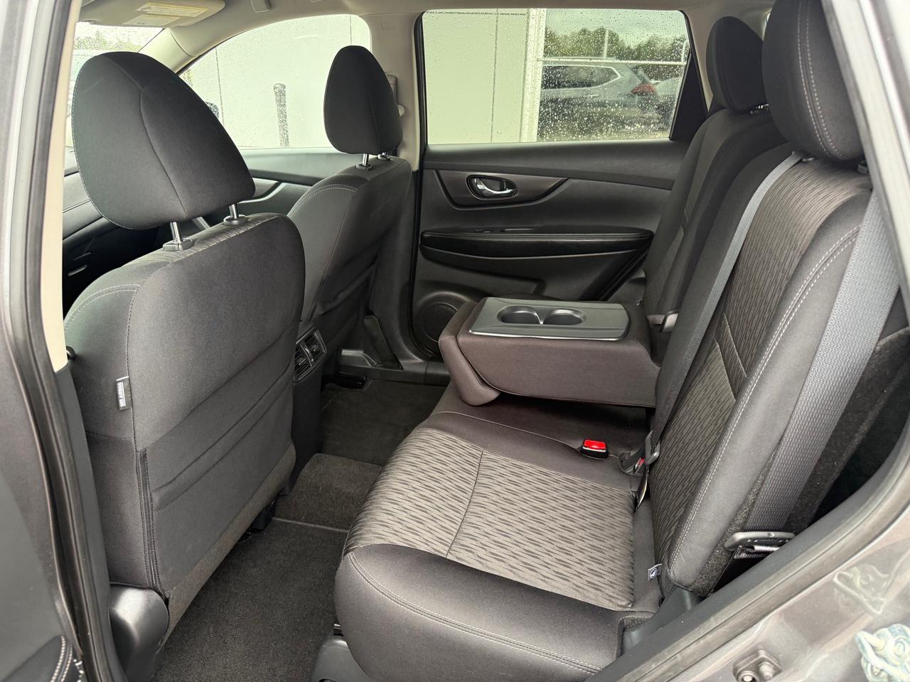 2019 Nissan Rogue SV (CVT) 4dr All-Wheel Drive Photo