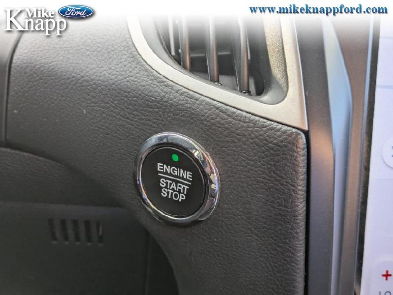 2023 Ford Edge SEL Photo