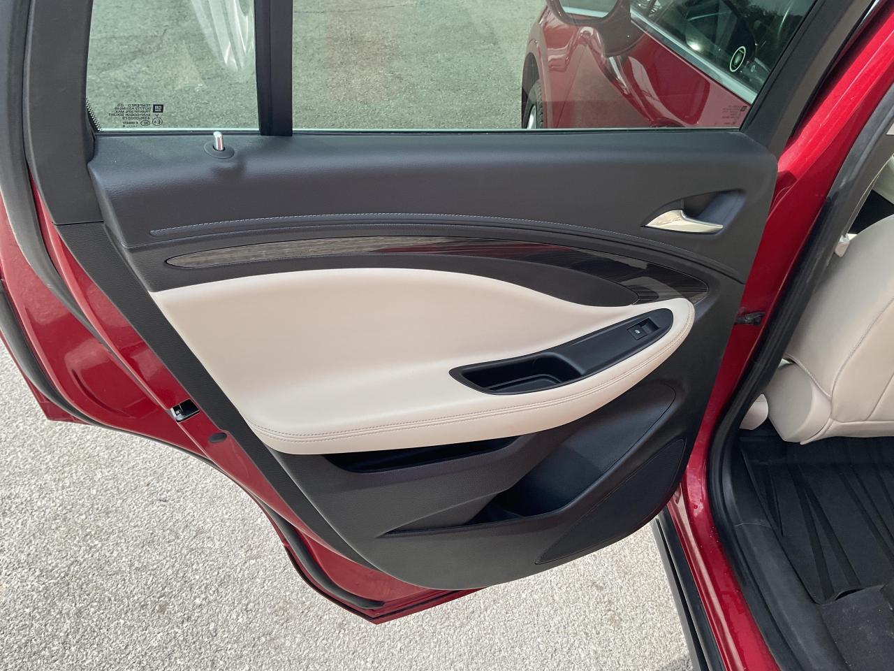 2019 Buick Envision Premium I All-Wheel Drive Photo