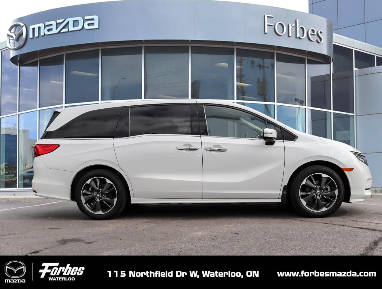 2023 Honda Odyssey Touring Passenger Van Photo2
