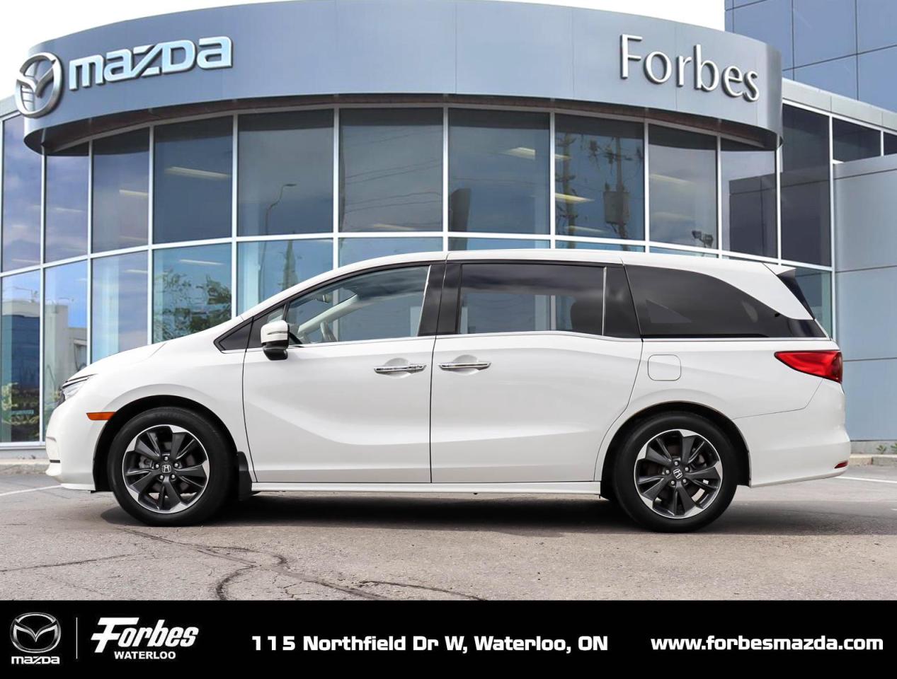 2023 Honda Odyssey Touring Passenger Van Photo4