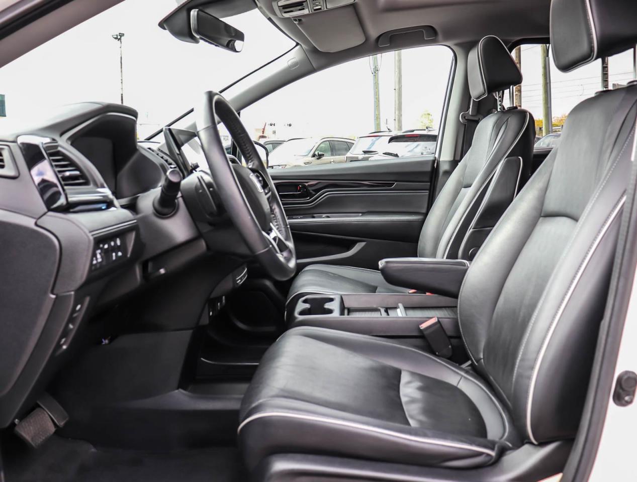 2023 Honda Odyssey Touring Passenger Van Photo