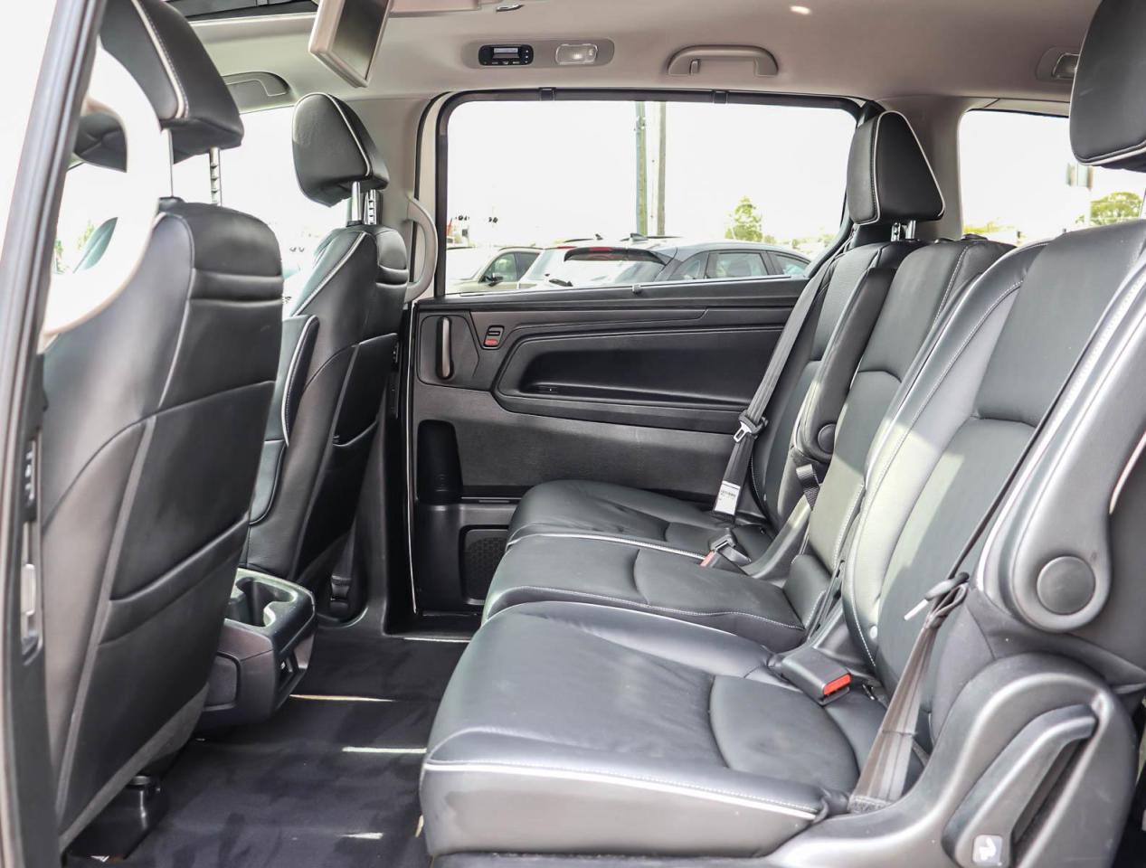 2023 Honda Odyssey Touring Passenger Van Photo