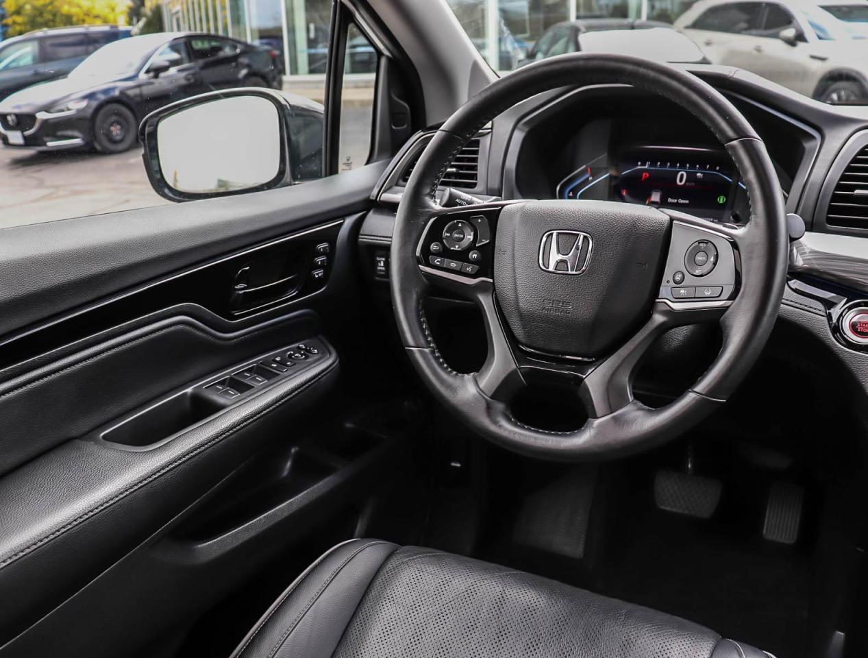 2023 Honda Odyssey Touring Passenger Van Photo