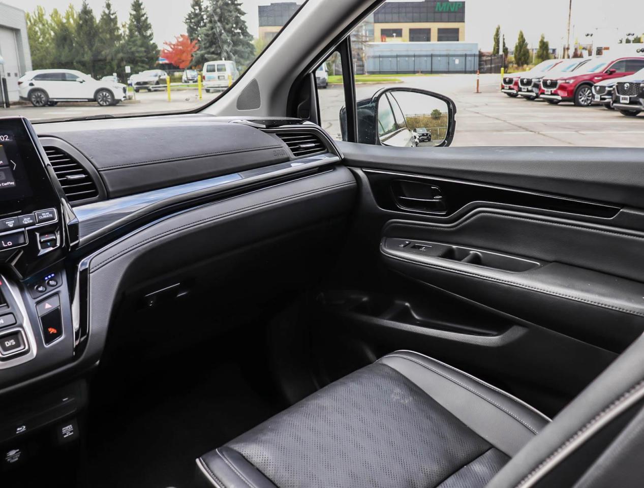 2023 Honda Odyssey Touring Passenger Van Photo