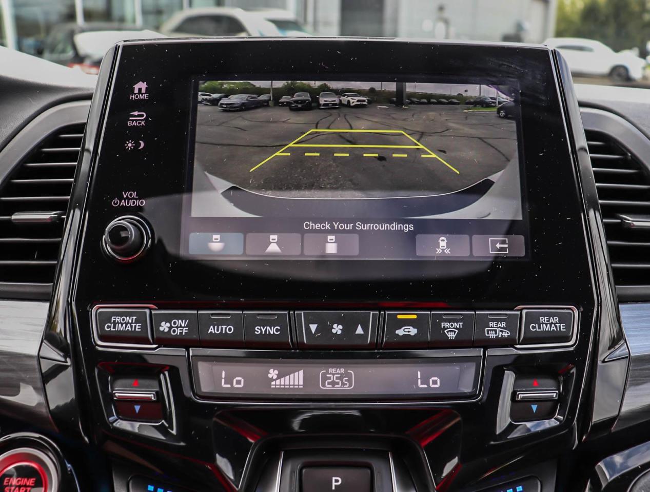 2023 Honda Odyssey Touring Passenger Van Photo