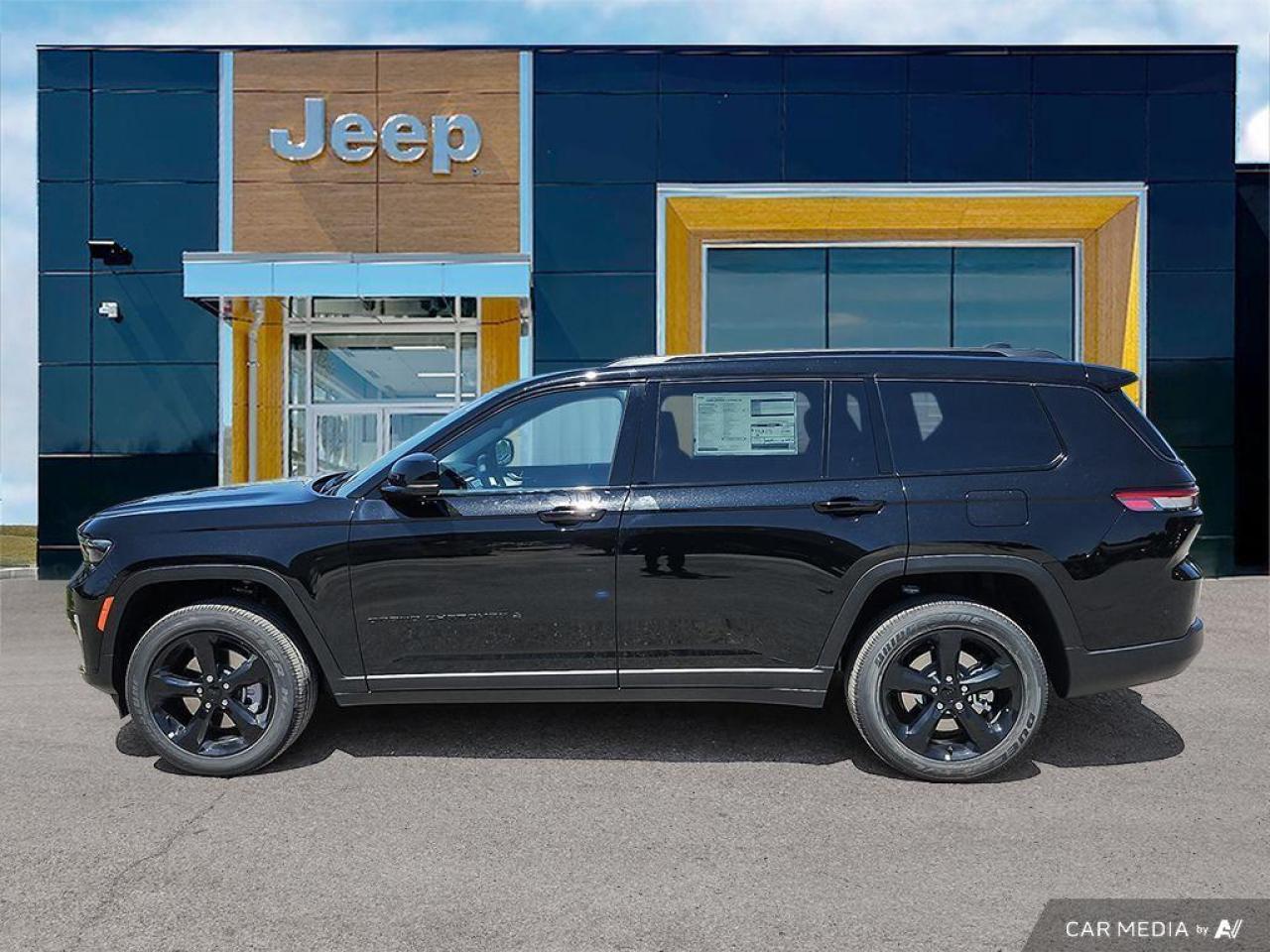 2025 Jeep Grand Cherokee L Laredo 4dr 4x4 Photo