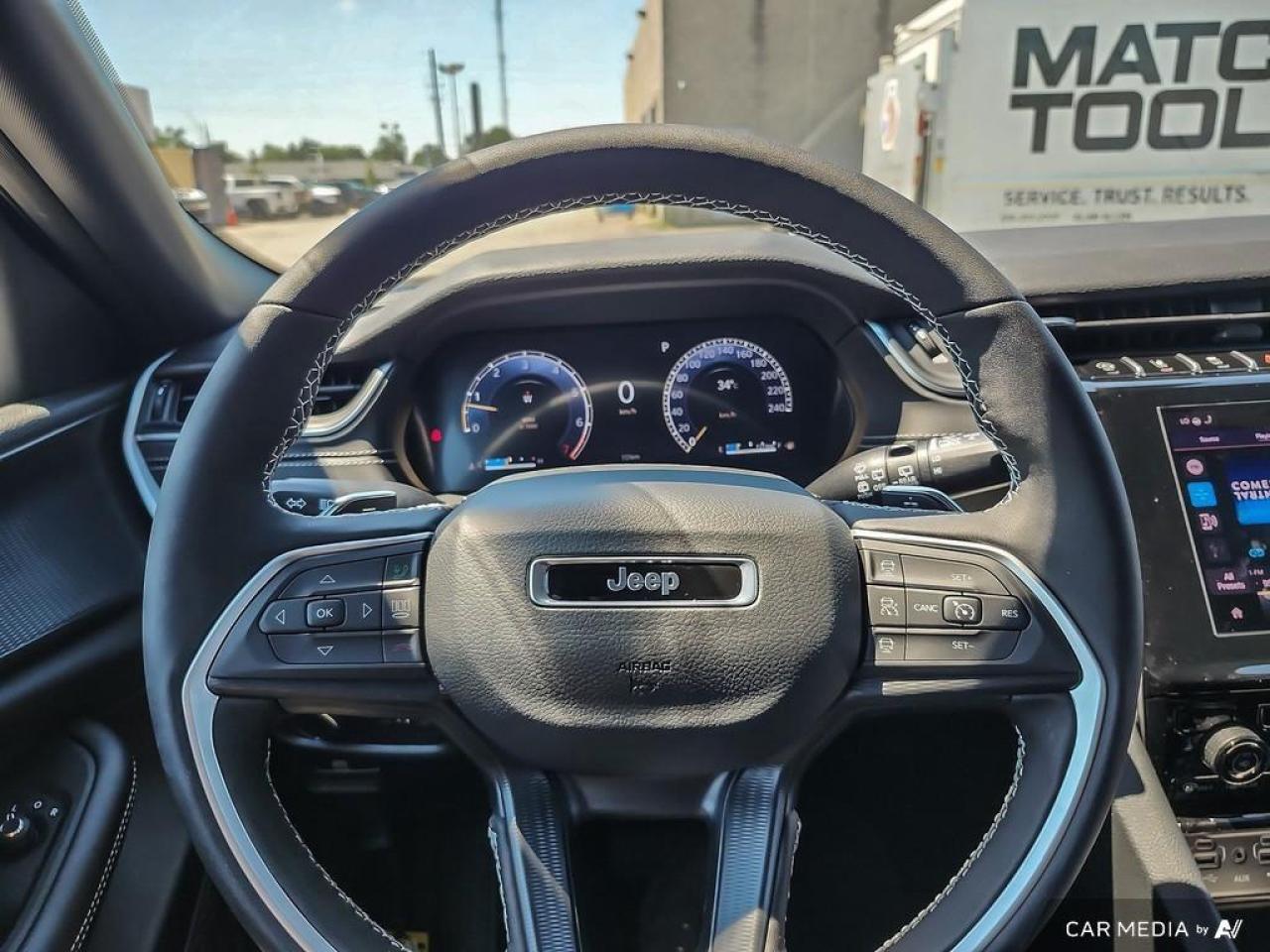 2025 Jeep Grand Cherokee L Laredo 4dr 4x4 Photo