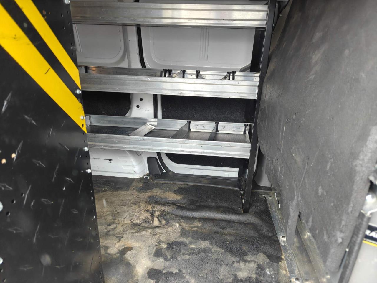 2019 Nissan NV200 S 4dr Compact Cargo Van Photo2