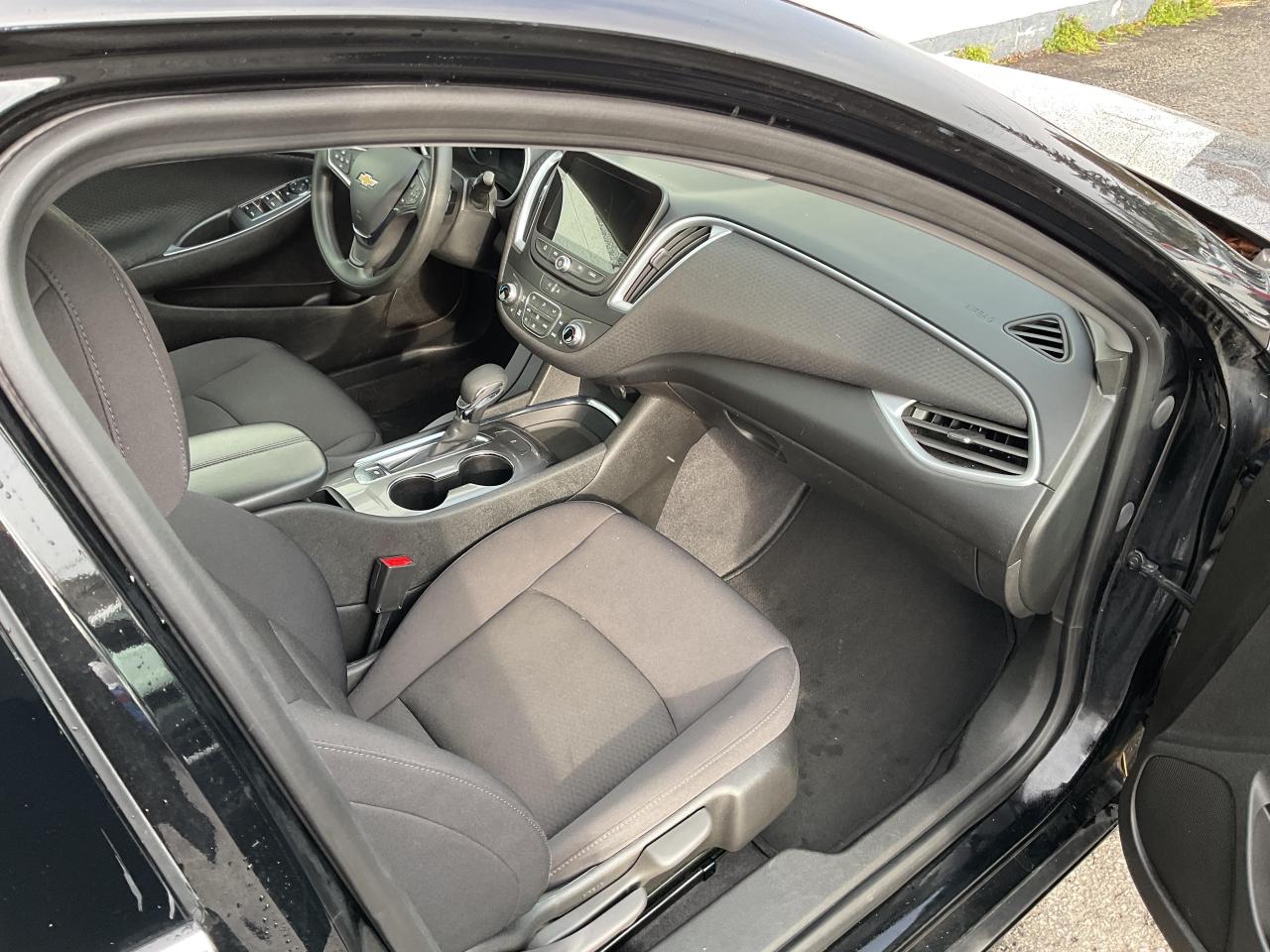 2023 Chevrolet Malibu 1LT 4dr Sedan Photo