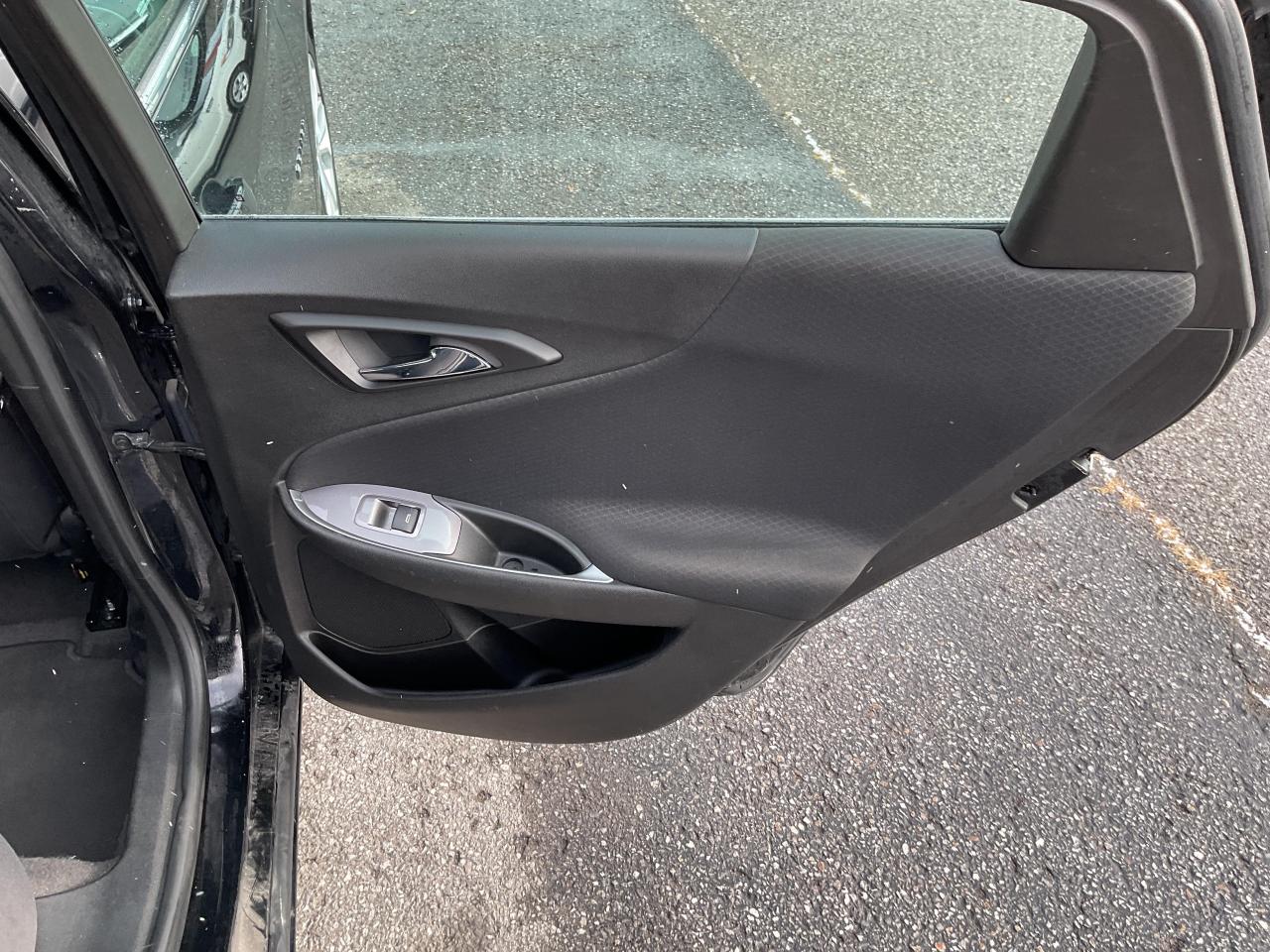 2023 Chevrolet Malibu 1LT 4dr Sedan Photo