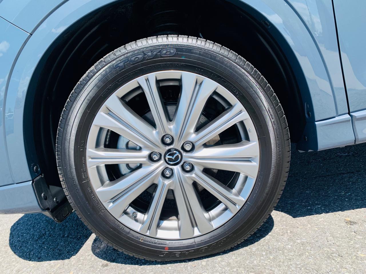 2023 Mazda CX-5 Signature 4dr i-ACTIV All-Wheel Drive Sport Utility Photo2