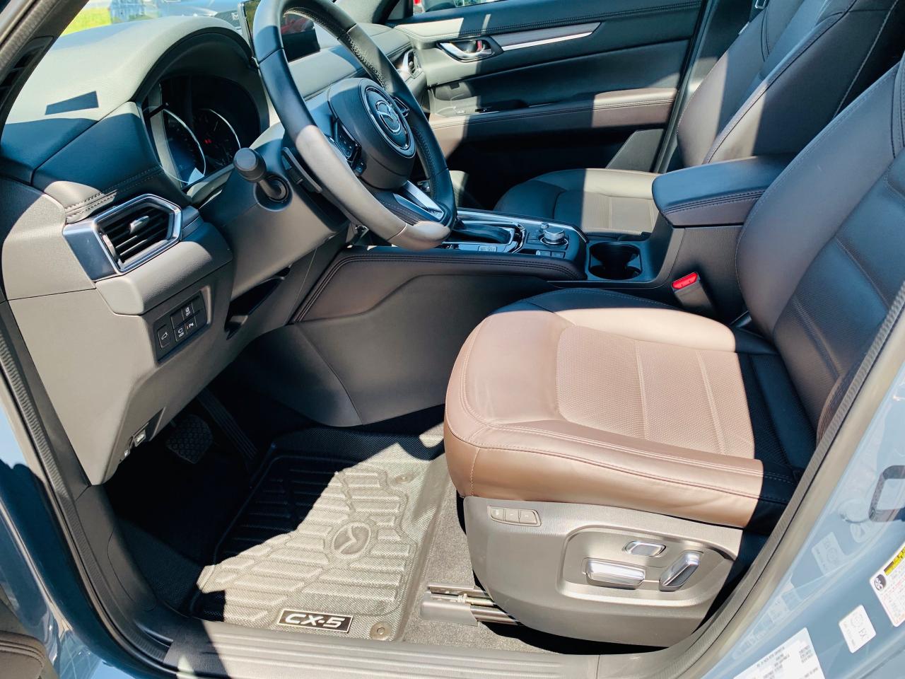 2023 Mazda CX-5 Signature 4dr i-ACTIV All-Wheel Drive Sport Utility Photo