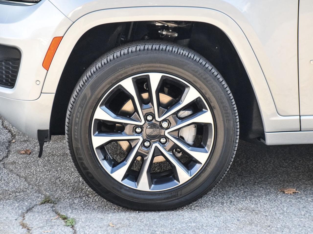 2025 Jeep Grand Cherokee Overland 4dr 4x4 Photo