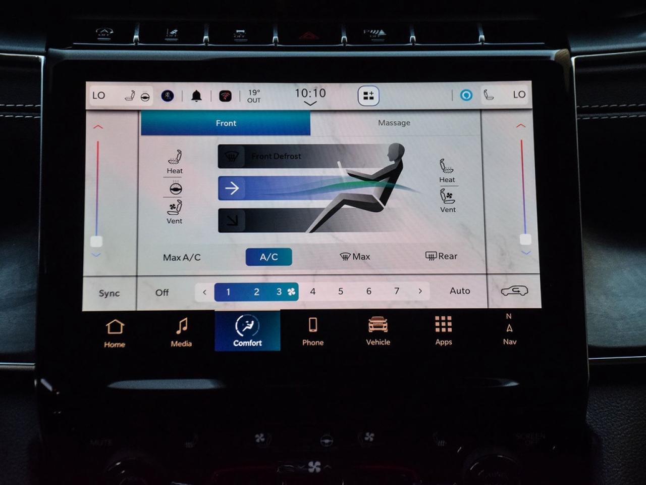 2025 Jeep Grand Cherokee Overland 4dr 4x4 Photo