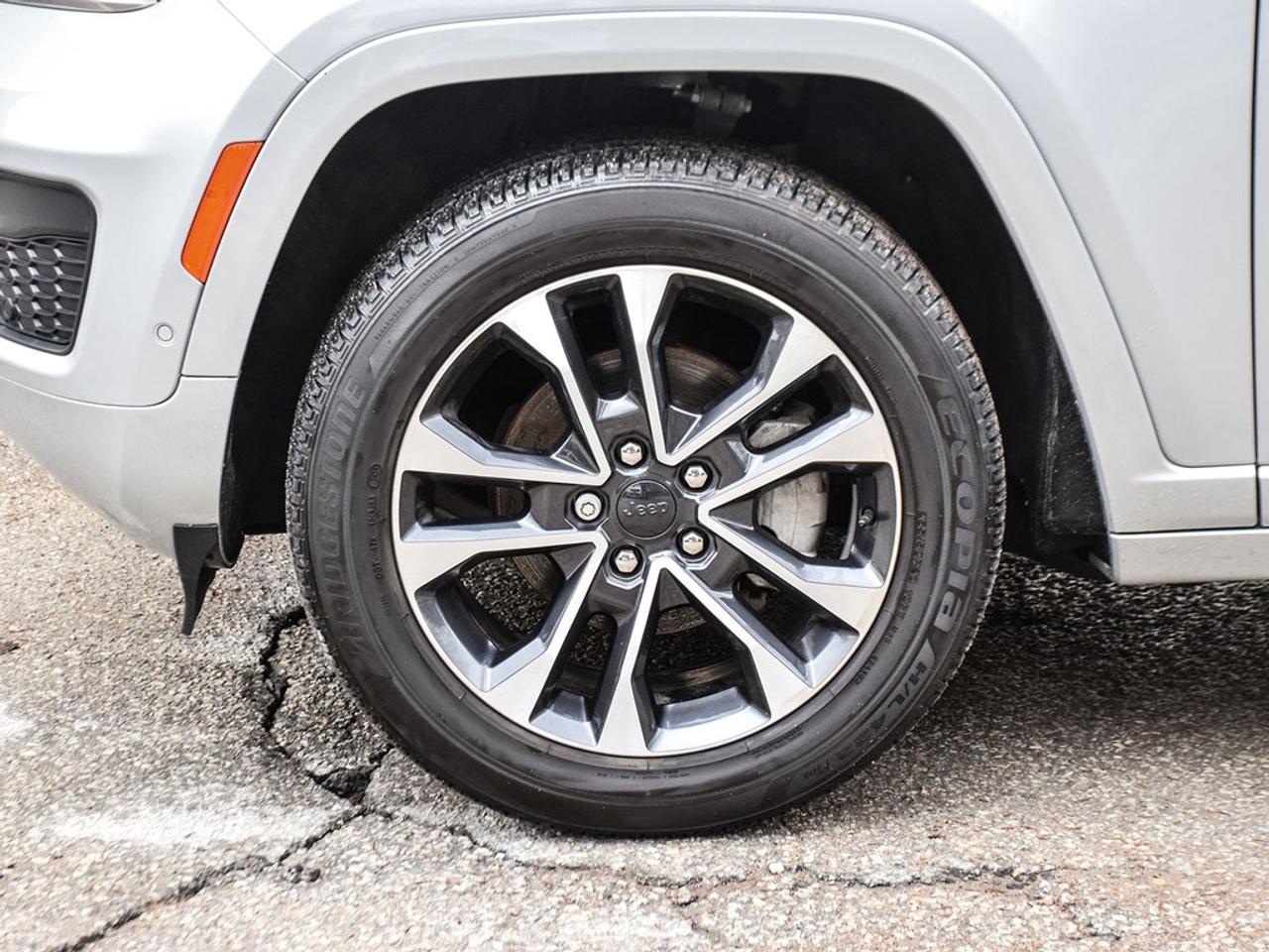 2025 Jeep Grand Cherokee Overland 4dr 4x4 Photo