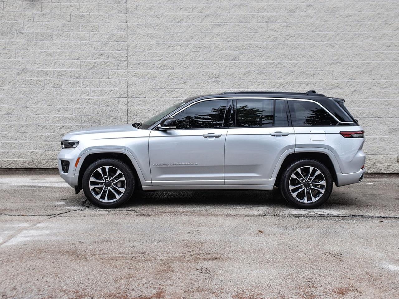 2025 Jeep Grand Cherokee Overland 4dr 4x4 Photo