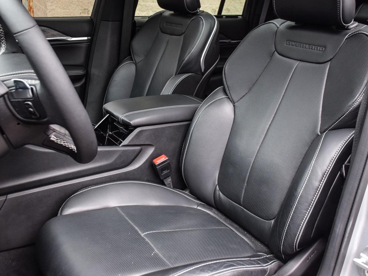 2025 Jeep Grand Cherokee Overland 4dr 4x4 Photo