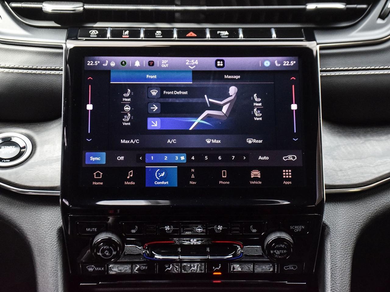 2025 Jeep Grand Cherokee Overland 4dr 4x4 Photo