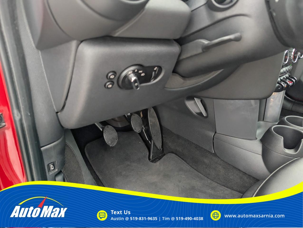 2015 MINI 5 Door Cooper 4dr Hatchback Photo