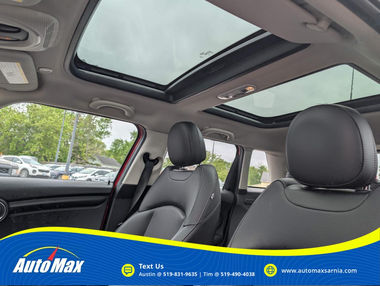 2015 MINI 5 Door Cooper 4dr Hatchback Photo