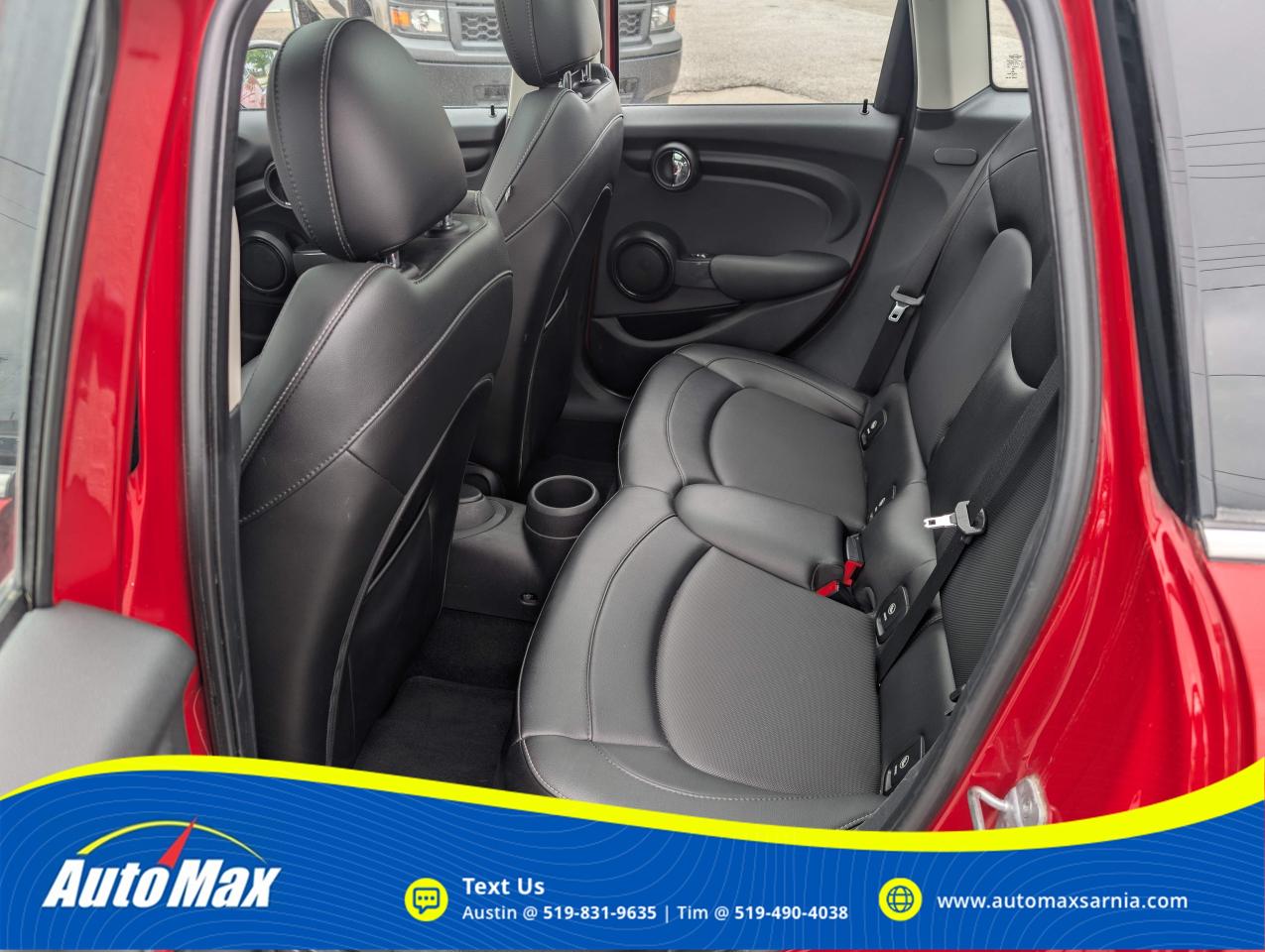 2015 MINI 5 Door Cooper 4dr Hatchback Photo