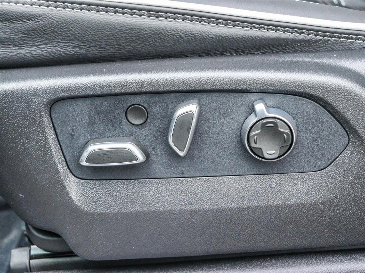 2026 GMC SIERRA 2500HD Crew Cab Standard Box 4-Wheel Drive AT4X Photo