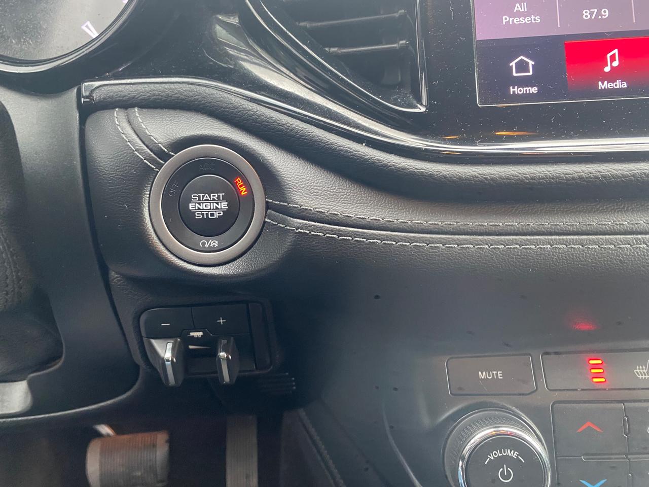 2022 Dodge Durango SXT 4dr All-wheel Drive Photo