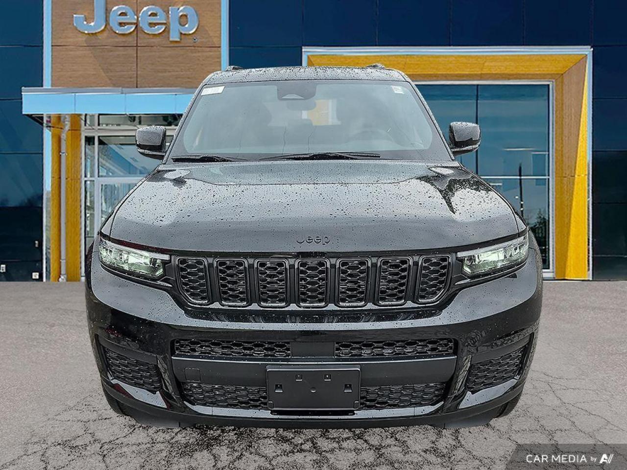 2025 Jeep Grand Cherokee L Laredo 4dr 4x4 Photo