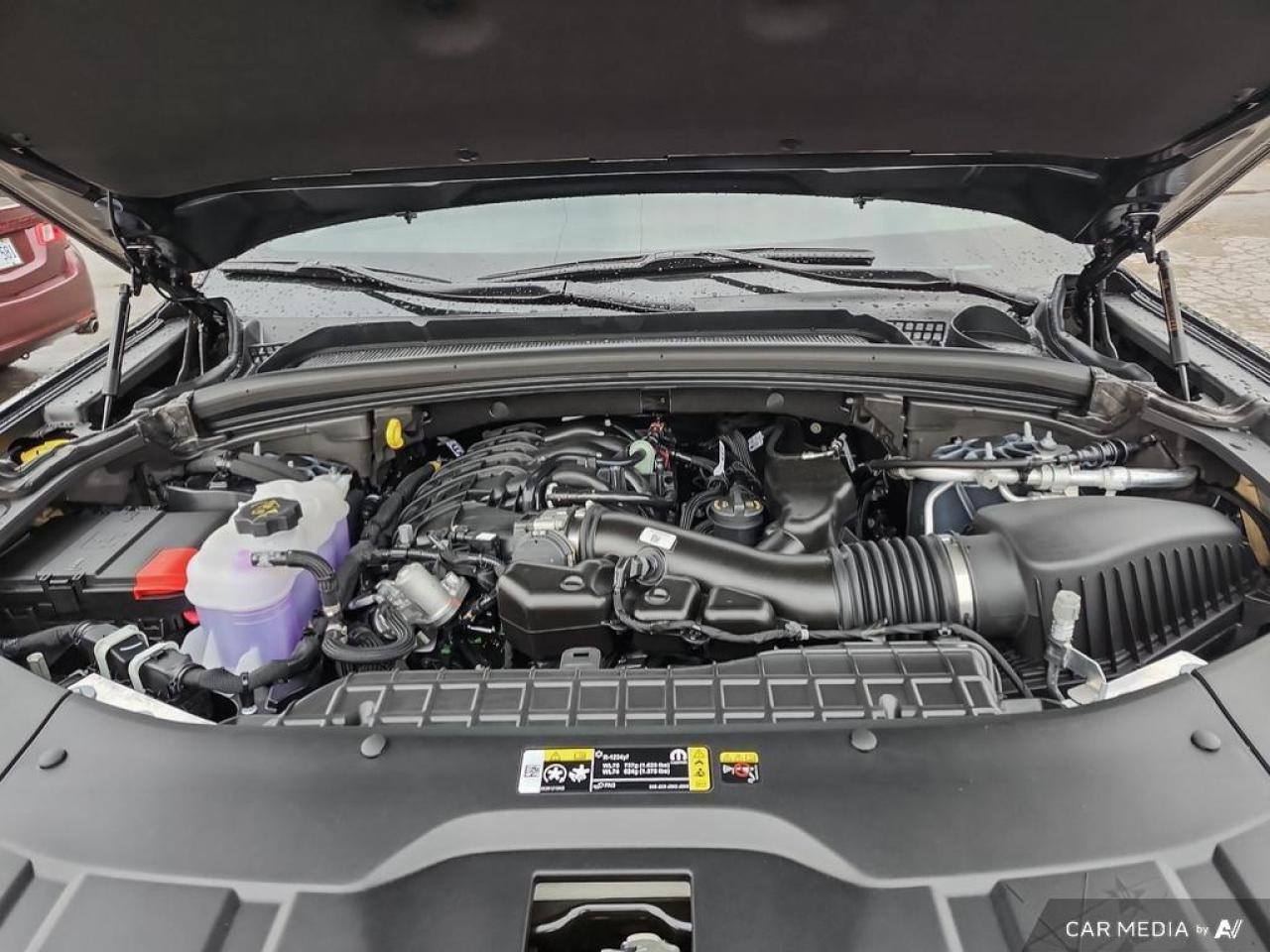 2025 Jeep Grand Cherokee L Laredo 4dr 4x4 Photo