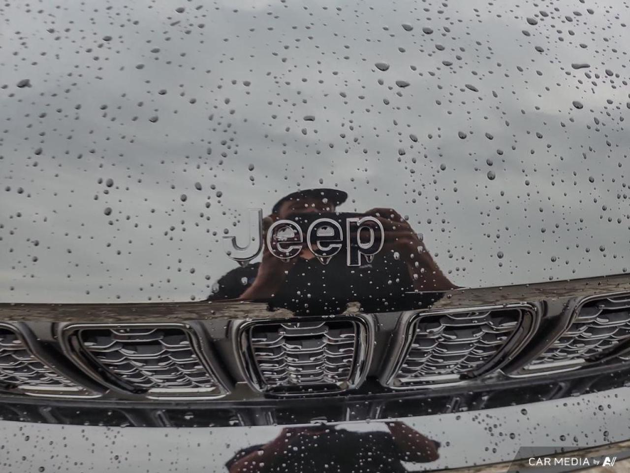 2025 Jeep Grand Cherokee L Laredo 4dr 4x4 Photo