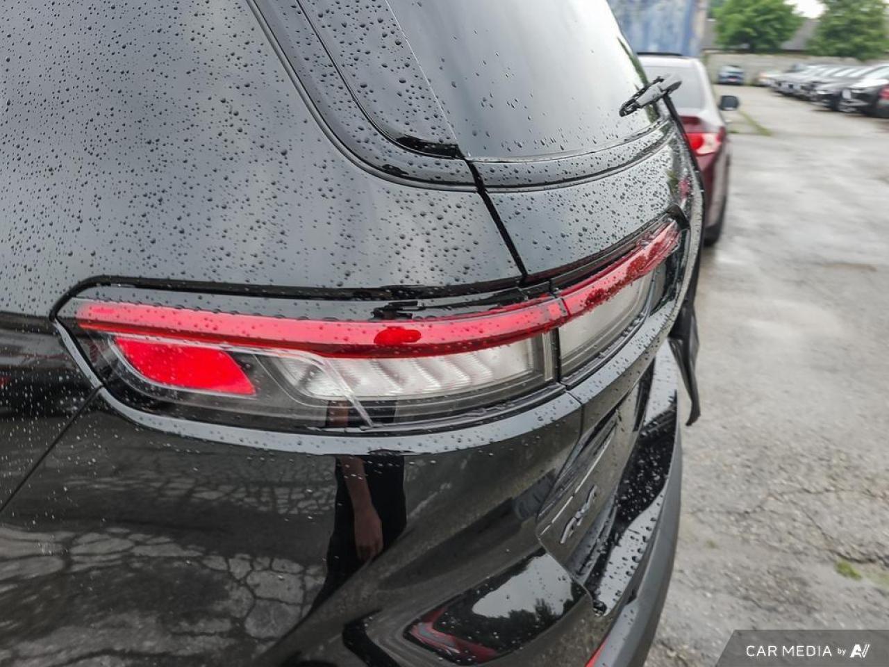 2025 Jeep Grand Cherokee L Laredo 4dr 4x4 Photo