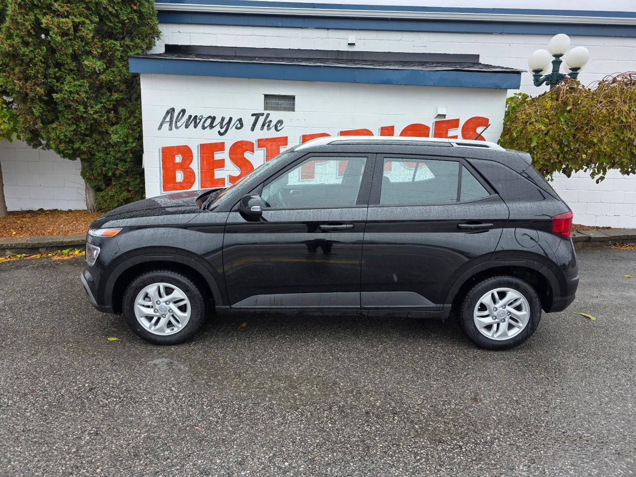 2023 Hyundai Venue Preferred 4dr Front-Wheel Drive Photo4