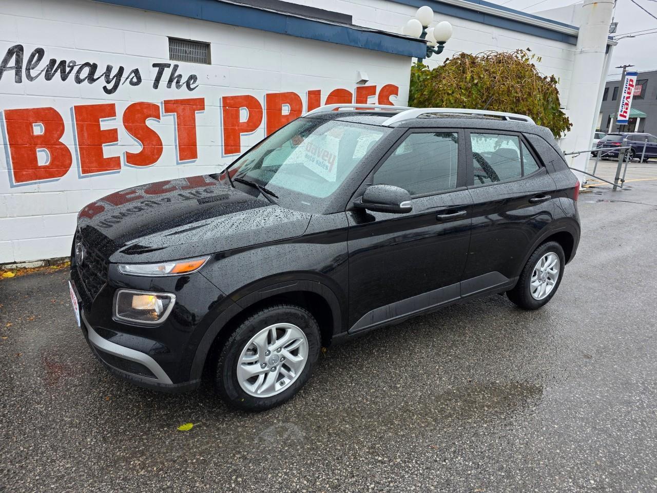 2023 Hyundai Venue Preferred 4dr Front-Wheel Drive Photo3