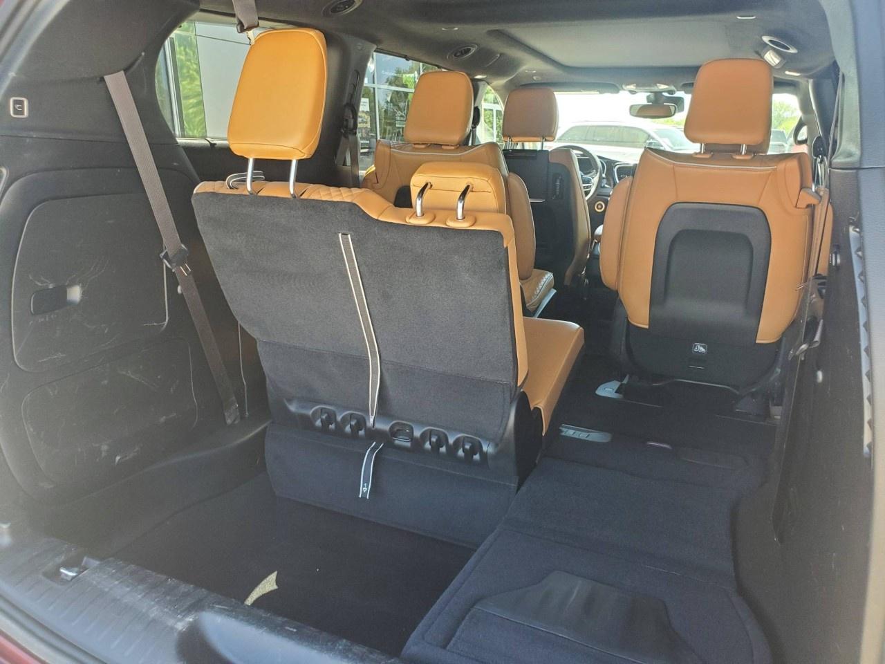2023 Chrysler Pacifica Hybrid Pinnacle 2WD Photo