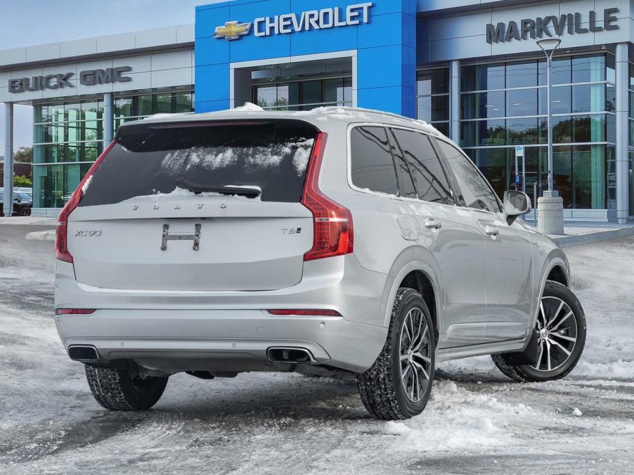 2020 Volvo XC90 T6 Momentum 7 Passenger 4dr All-Wheel Drive Photo