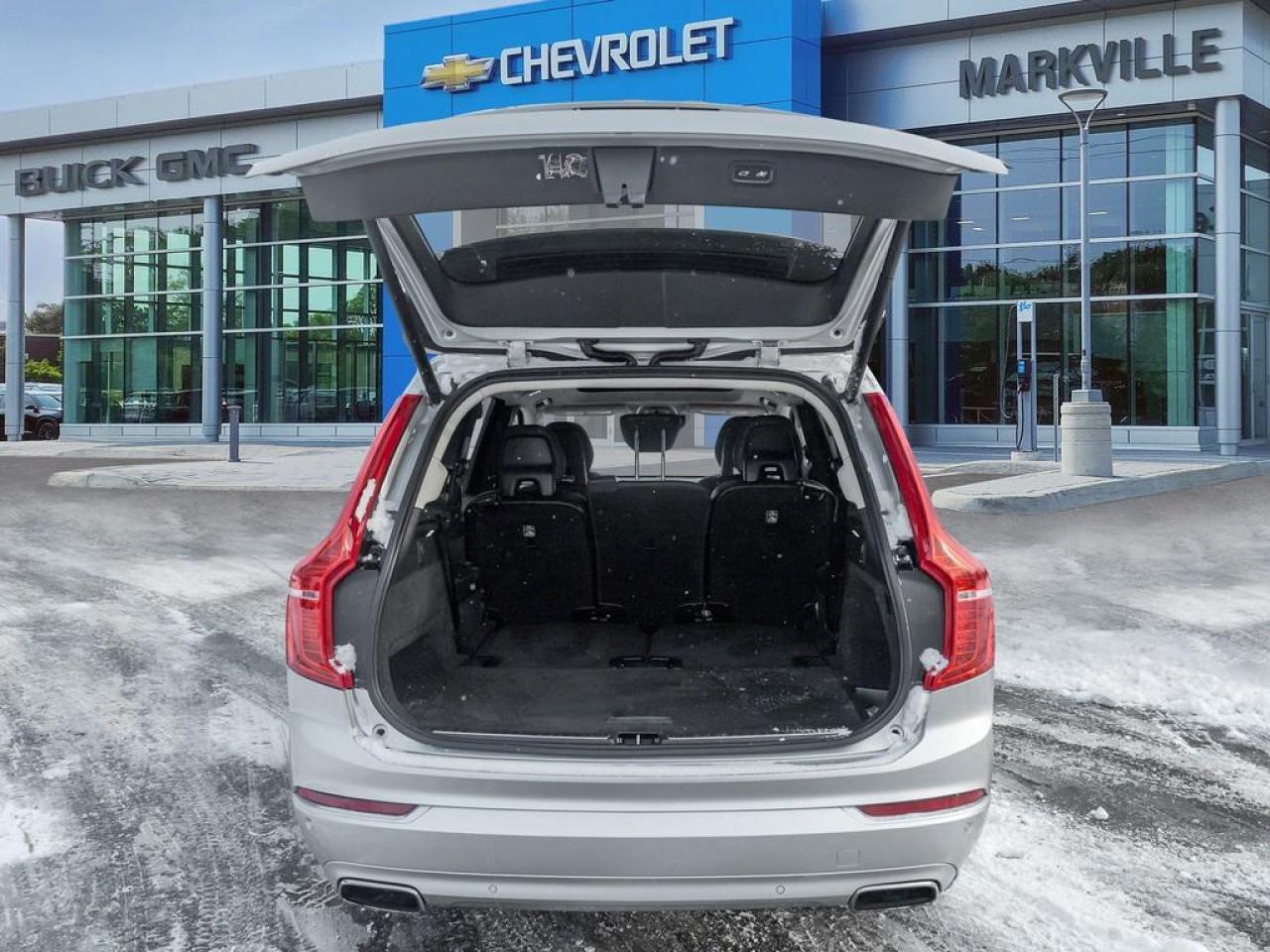 2020 Volvo XC90 T6 Momentum 7 Passenger 4dr All-Wheel Drive Photo