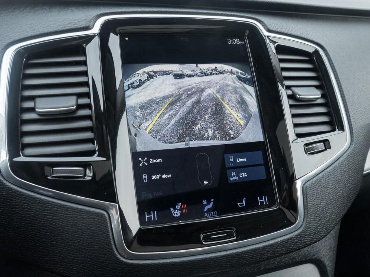 2020 Volvo XC90 T6 Momentum 7 Passenger 4dr All-Wheel Drive Photo