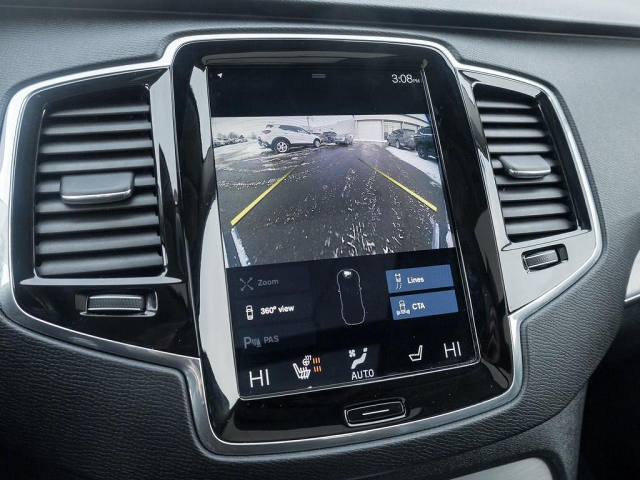 2020 Volvo XC90 T6 Momentum 7 Passenger 4dr All-Wheel Drive Photo