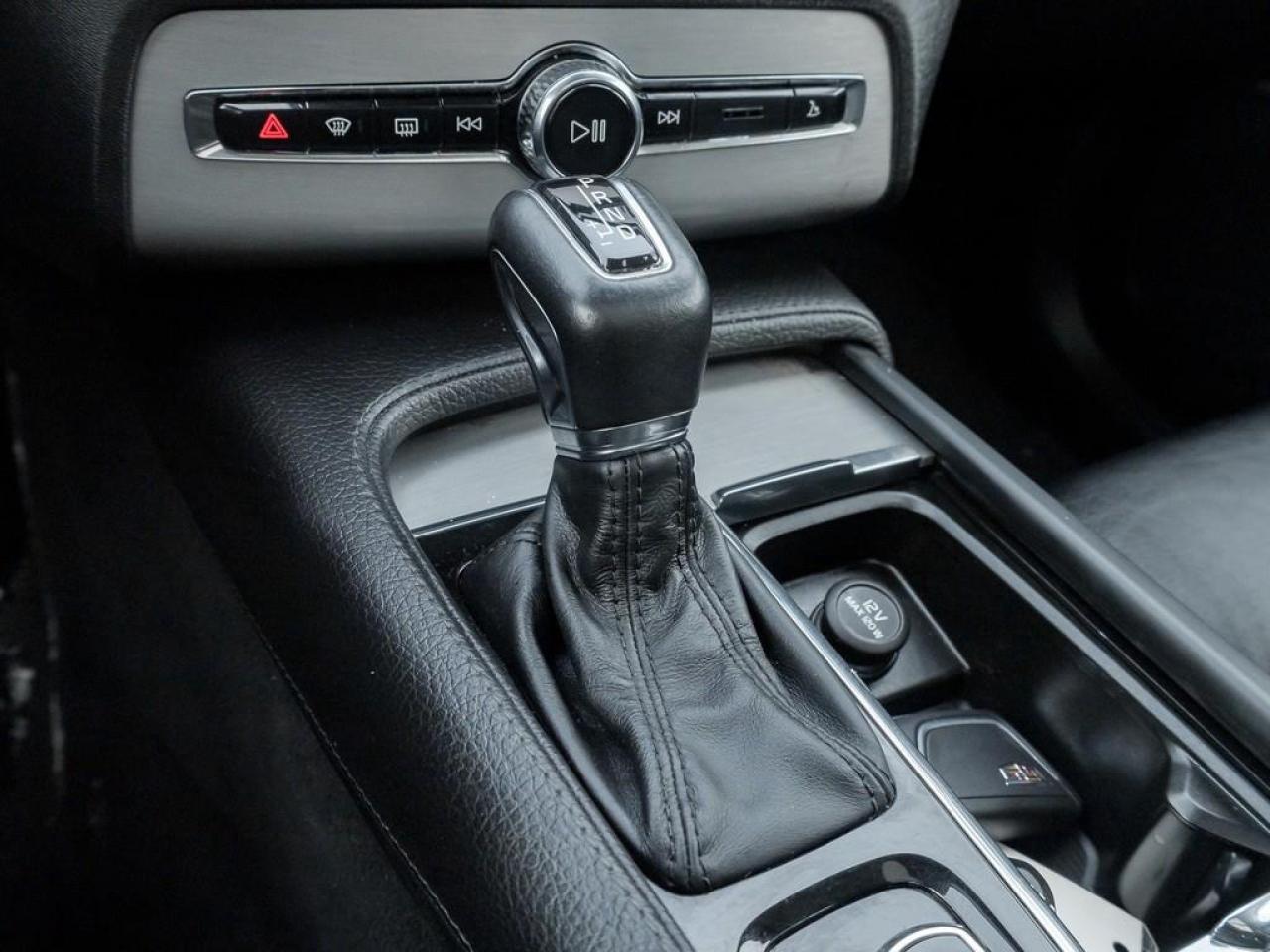 2020 Volvo XC90 T6 Momentum 7 Passenger 4dr All-Wheel Drive Photo