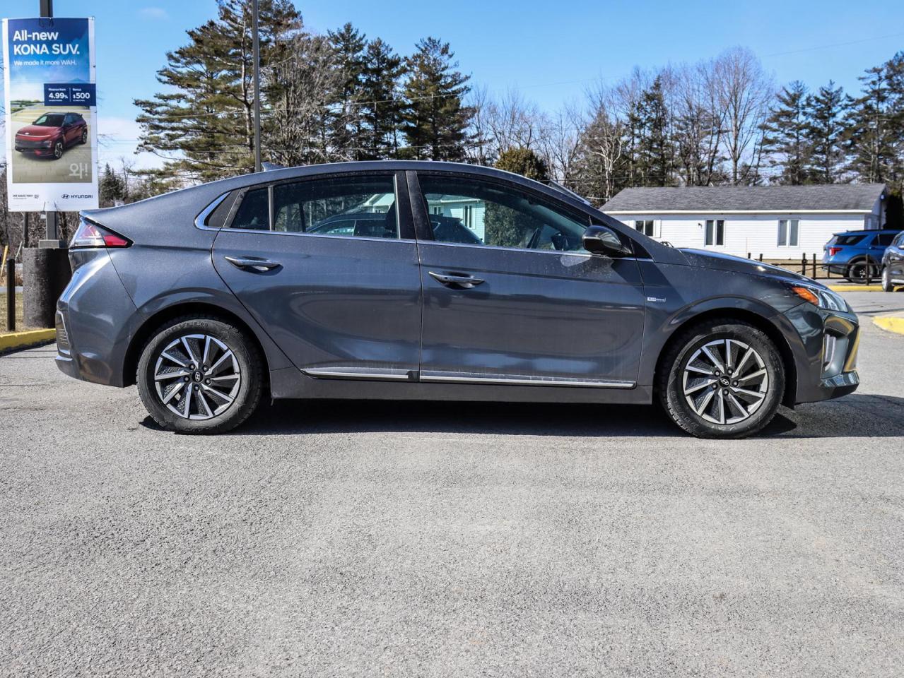 2020 Hyundai Ioniq EV Ultimate 4dr Hatchback Photo2