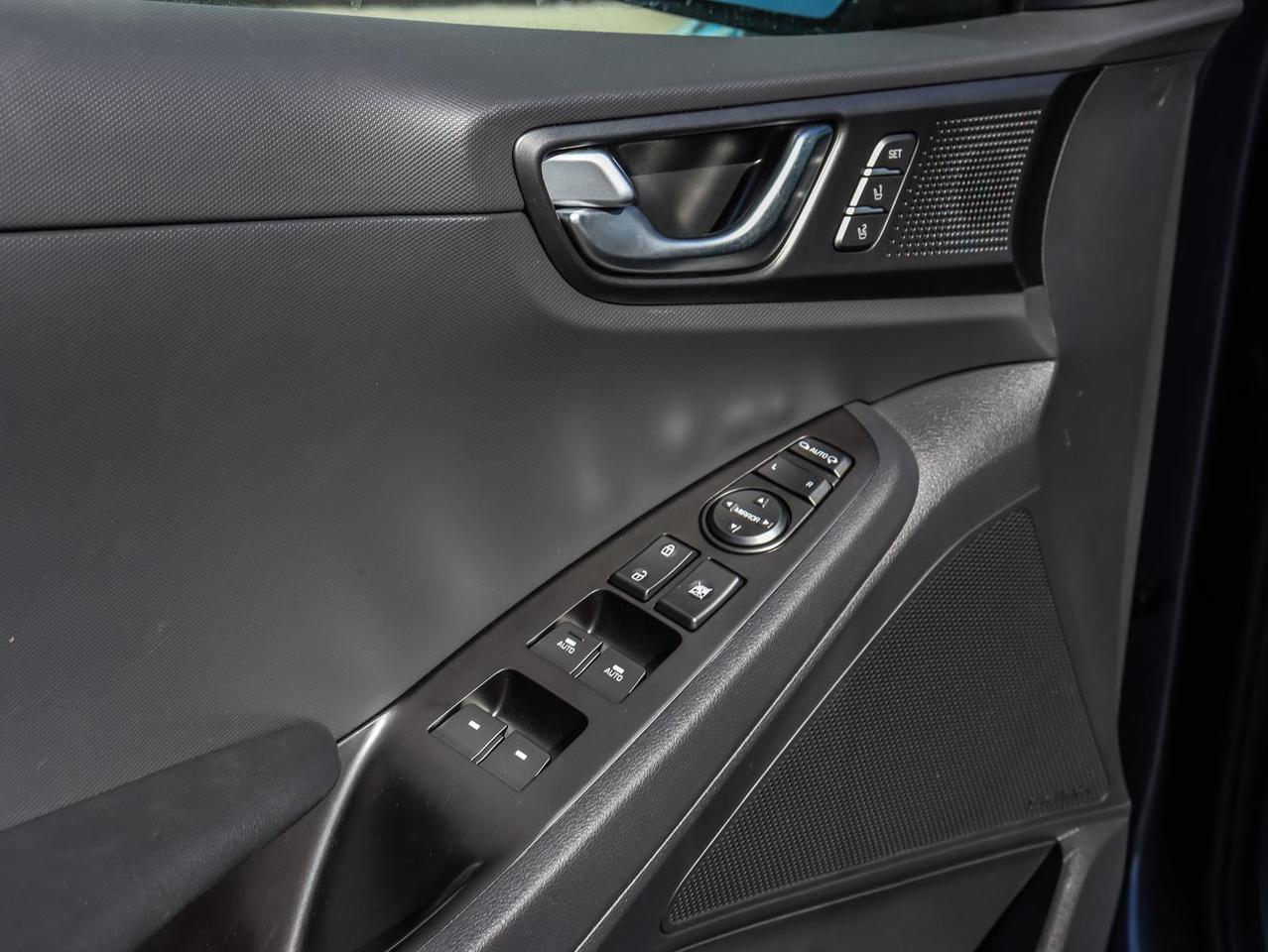 2020 Hyundai Ioniq EV Ultimate 4dr Hatchback Photo