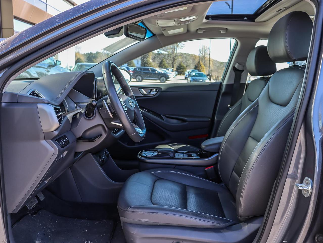 2020 Hyundai Ioniq EV Ultimate 4dr Hatchback Photo