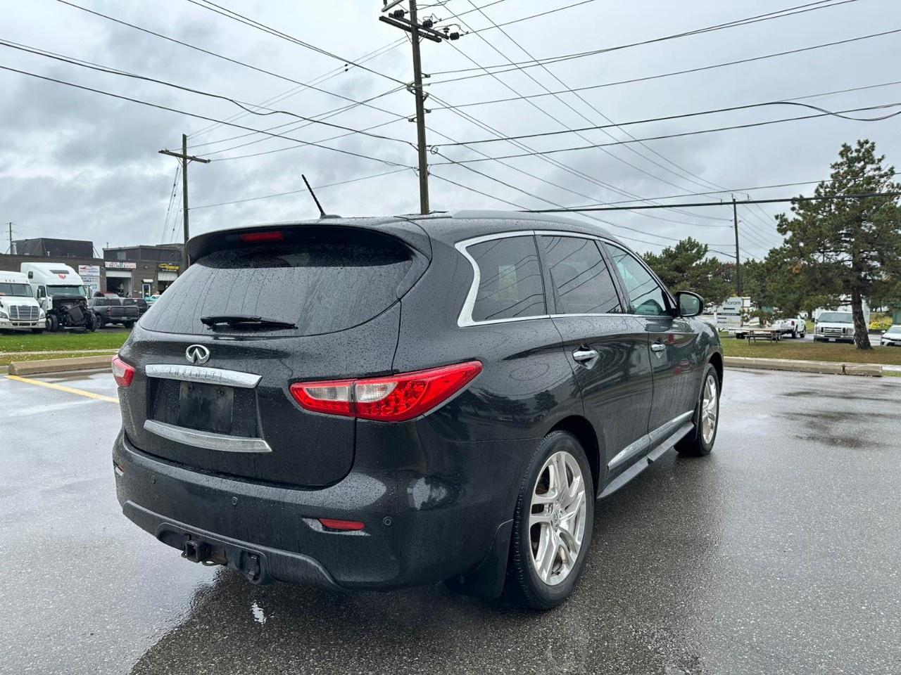 2013 Infiniti JX35 AWD 4DR Photo