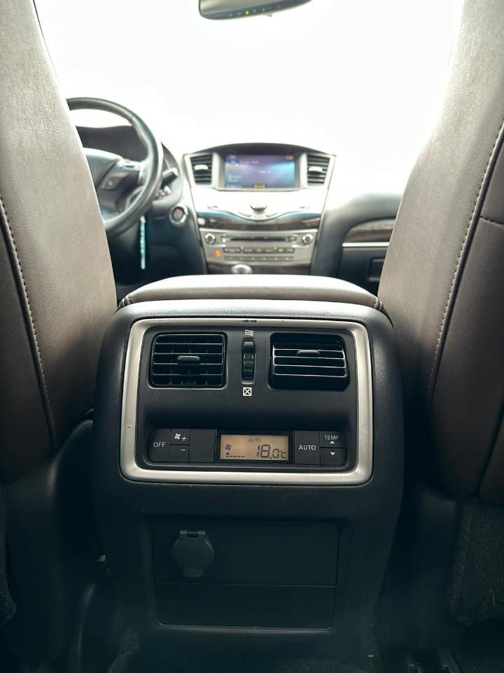 2013 Infiniti JX35 AWD 4DR Photo